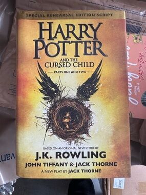 Harry Potter and the Cursed Child Special Rehearsal Edition - Book